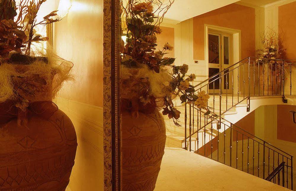 Hotel Sullivan Ponte San Marco Экстерьер фото